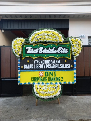 Papan Bunga Duka di Wonokerto